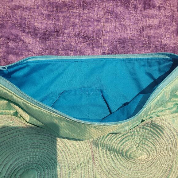 Handmade NWOT Lime Green Bag/Purse, made in Canada - Picture 2 of 3